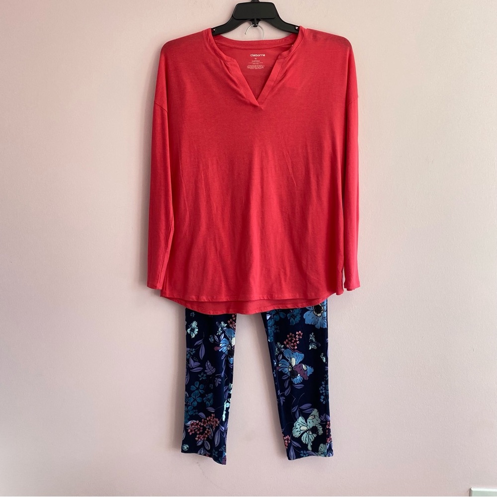 NEW Liz Claiborne Floral Pajama Set size medium - Picture 2 of 11